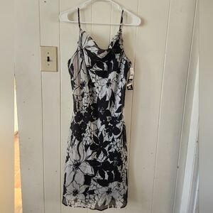 NWT Johnnie M Monochrome Floral Midi Dress Size 14